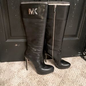 MICHAEL Michael Kor Tall Leather Platform Boots size 7M